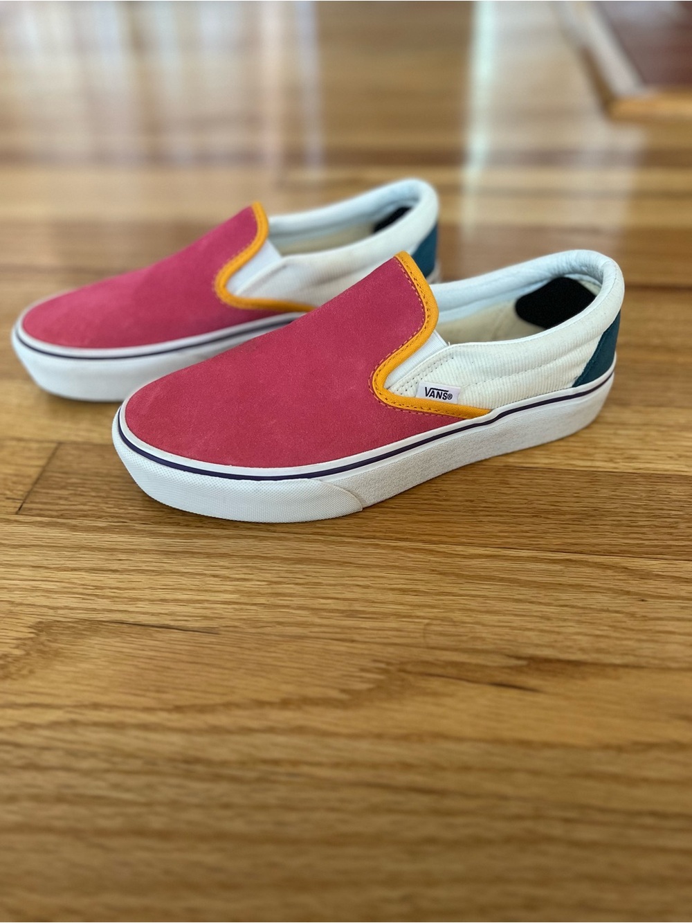 Vans suede slip-on like-new